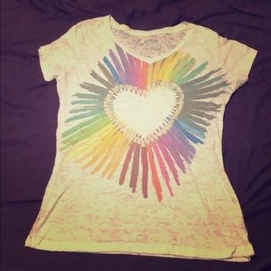 Kids graphic tee with colored pencil heart